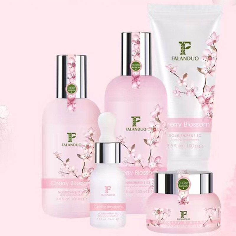 法兰朵樱花系列单品组合品保湿