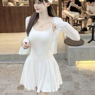白色性感纯欲吊带裙连衣裙女初恋气质两件套装甜辣高级感小礼裙子