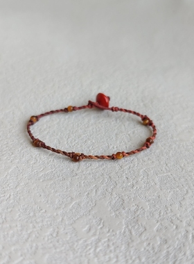 新品小黄虎石编织极细手链复古咖彩编织相思豆手绳小众设计配饰