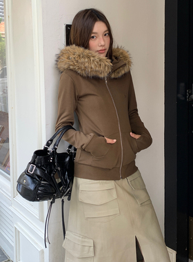 LK STORE LKOD2025新款美式棕色帽衫女款修身辣妹帽衫毛领外套