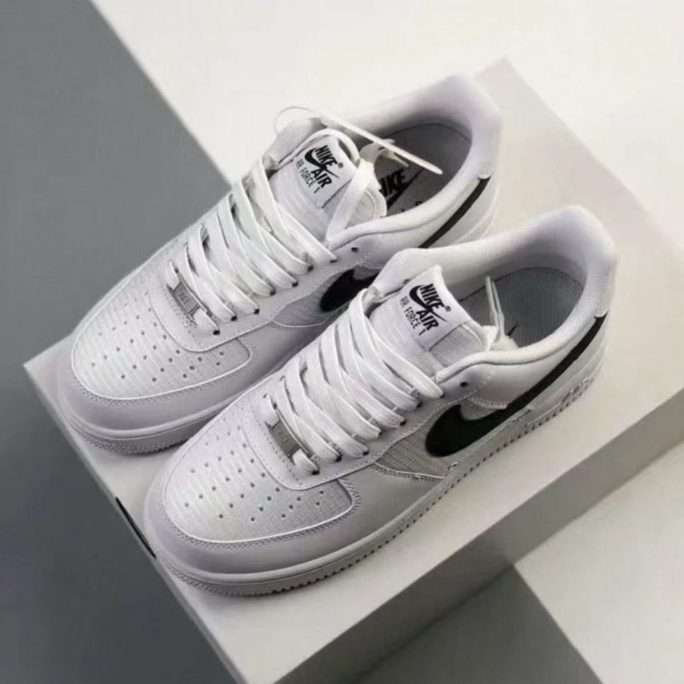 Nike Air Force 1 耐克正品空军一号时尚潮流百搭板鞋IR0952-100