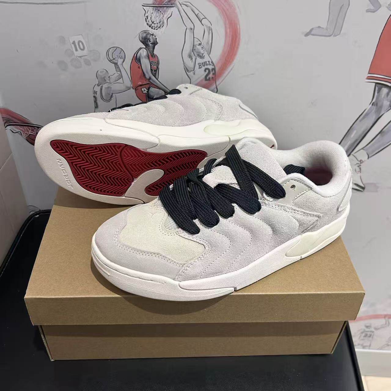 正品耐克休闲面包板鞋