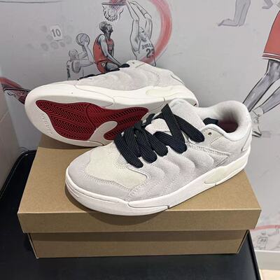 正品耐克休闲面包板鞋