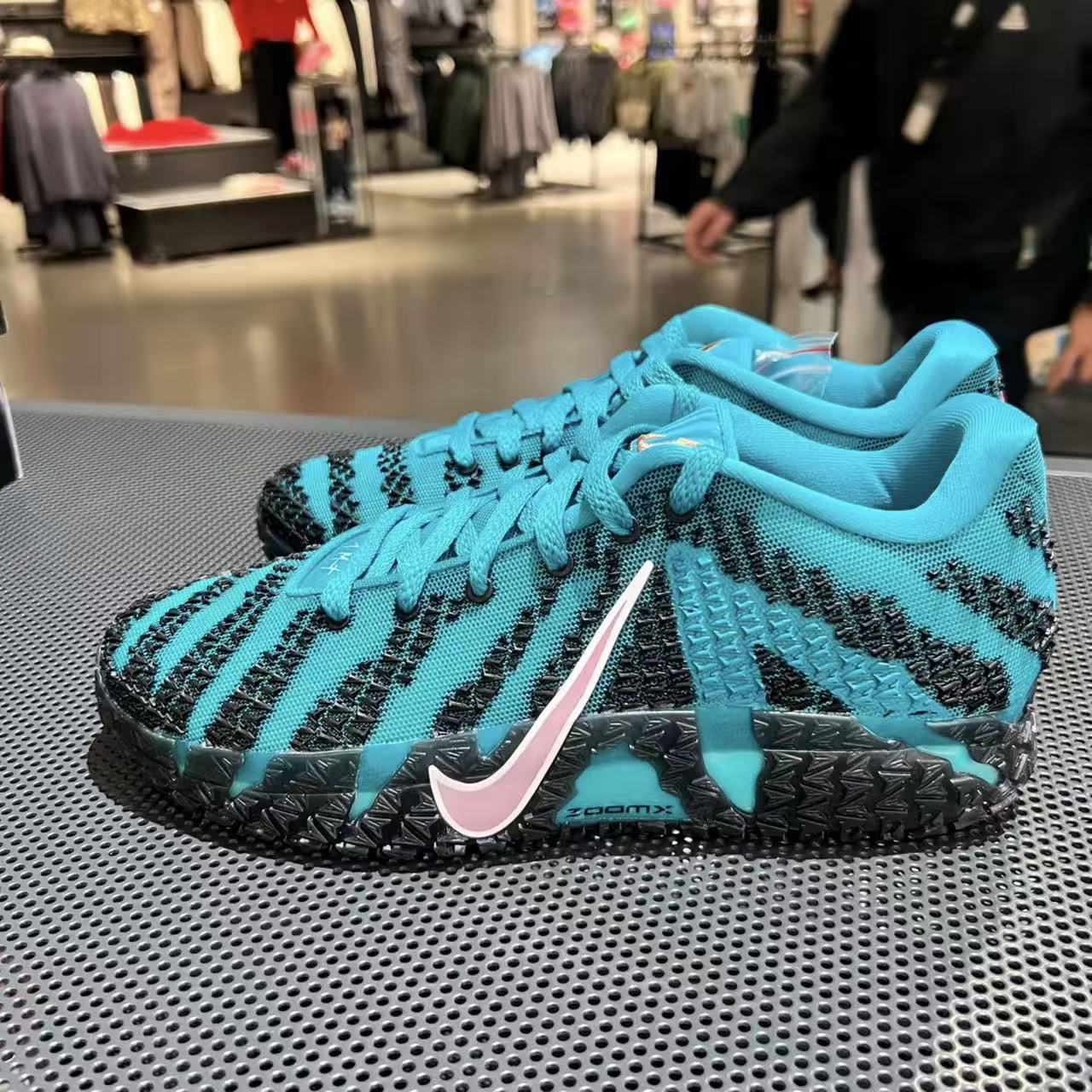 正品耐克莫兰特实战篮球鞋