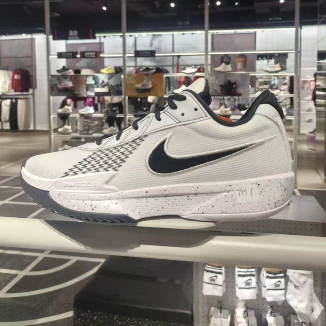 耐克正品Nike Air Zoom G.T.Cut Academy EP 防滑耐磨抗扭篮球鞋
