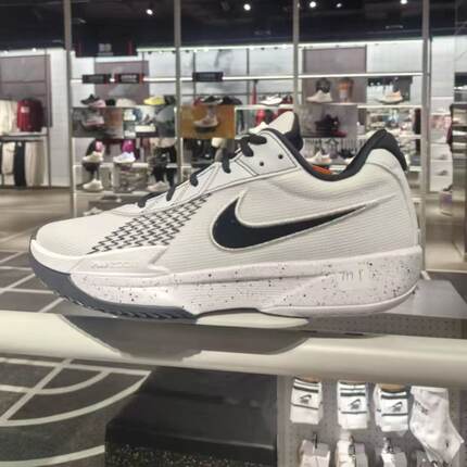 耐克正品Nike Air Zoom G.T.Cut Academy EP 防滑耐磨抗扭篮球鞋