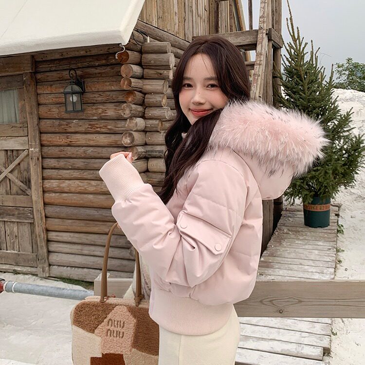 2026小镇姗姗雪映阑珊仿真貉子毛领棉服女冬防风短连帽小个子外套