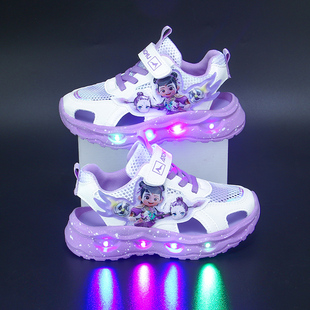 包头凉女童哪吒凉鞋女宝发光软底小童傲丙沙滩鞋凉拖儿童亮灯鞋女