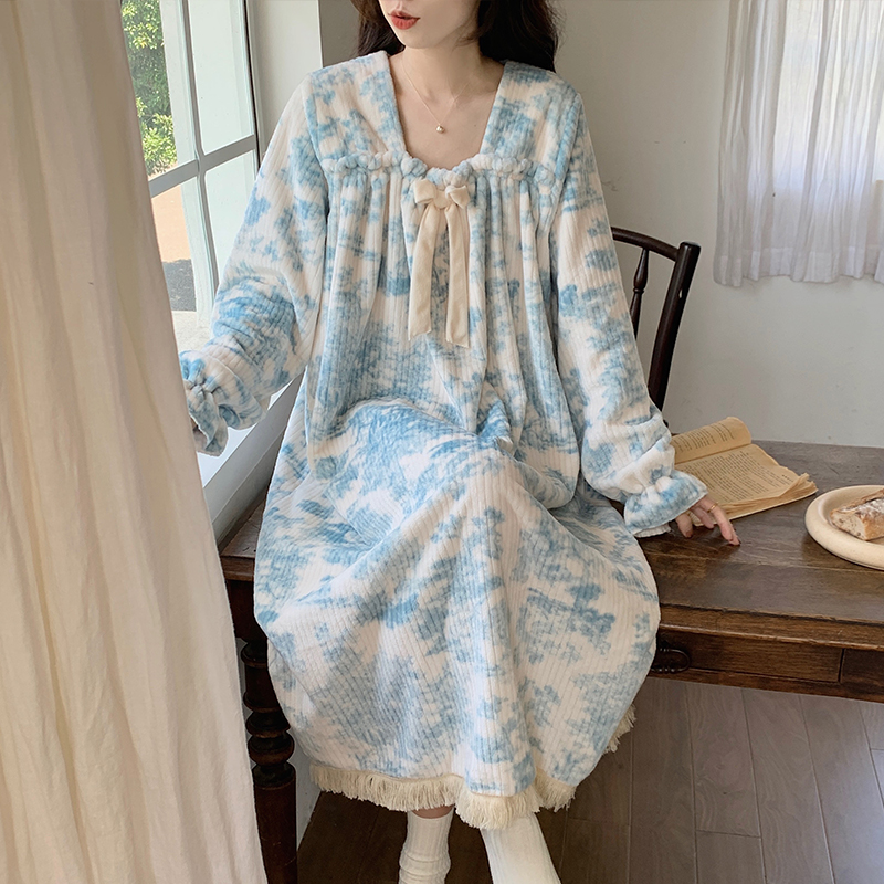 珊瑚绒睡裙女秋冬季加厚加绒法兰绒甜美水墨画中长款睡衣裙家居服
