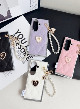 KUAIJIEWEI小香风立体爱心适用三星Z Fold7手机壳防摔折叠屏防刮花防丢腕带挂绳保护套
