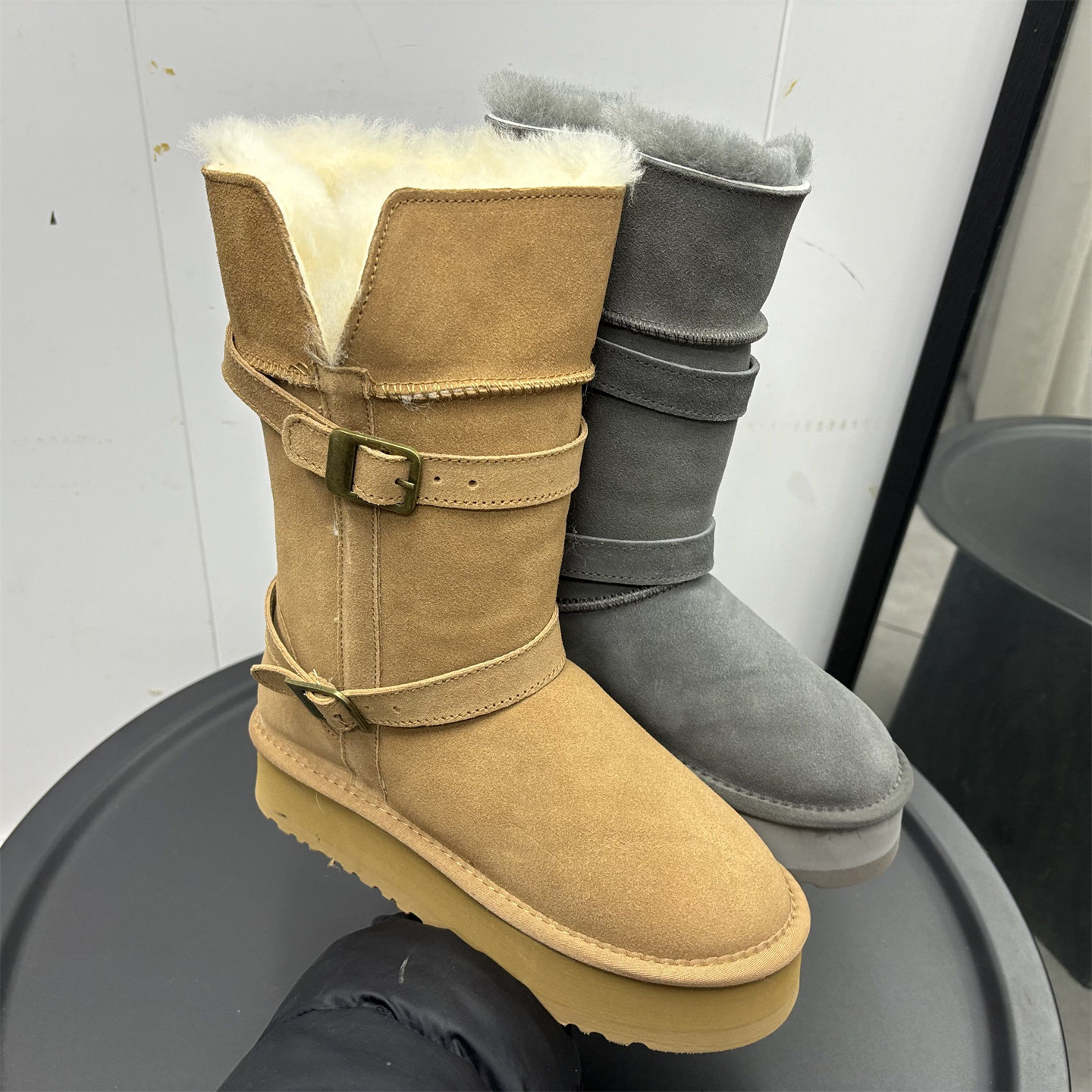 2025冬季款真皮翻毛牛皮羊毛里加绒保暖女短靴厚底防滑雪地靴棉靴,女鞋,时尚雪地靴,淘宝优惠券,粉丝福利购,淘宝优惠卷