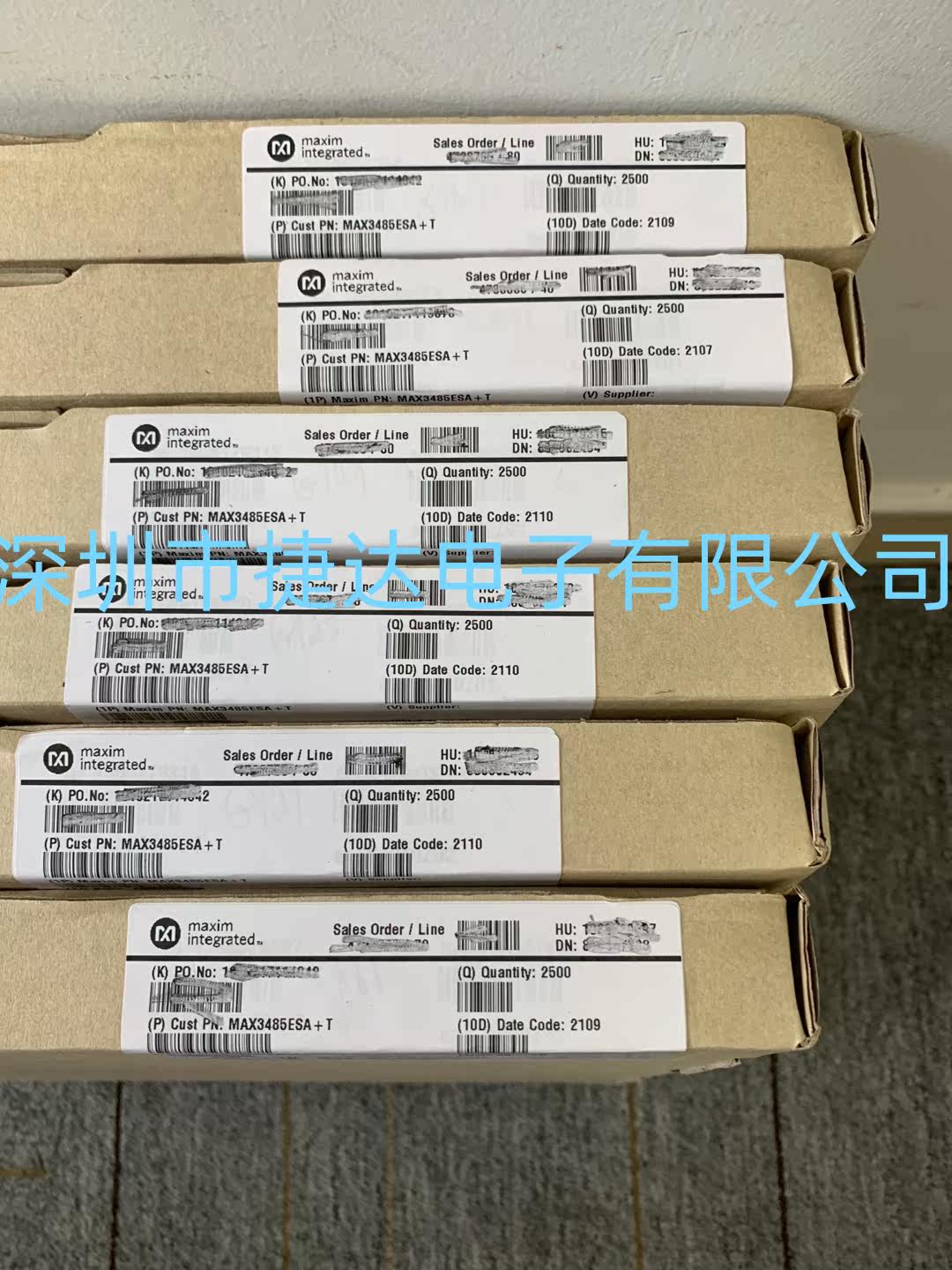 MAX3485ESA+T 封装SOP-8 收发芯片IC MAXIM/美信原装进口现货