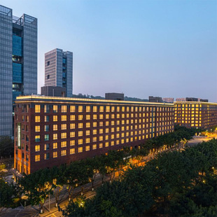 【雅诗阁】重庆盛捷茶园服务公寓1晚+庆隆南山温泉双人票+接送