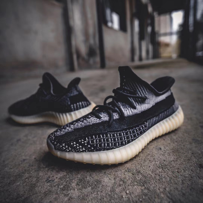 ADIDAS/阿迪 Yeezy 350 V2 黑芝麻 黑白天使 椰子 跑步鞋 FZ5000