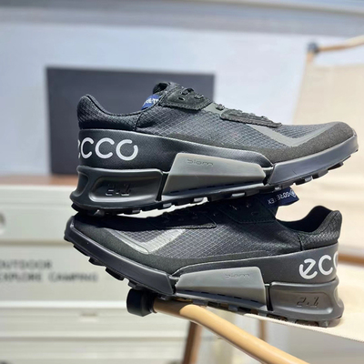 爱步黑色低帮运动休闲鞋