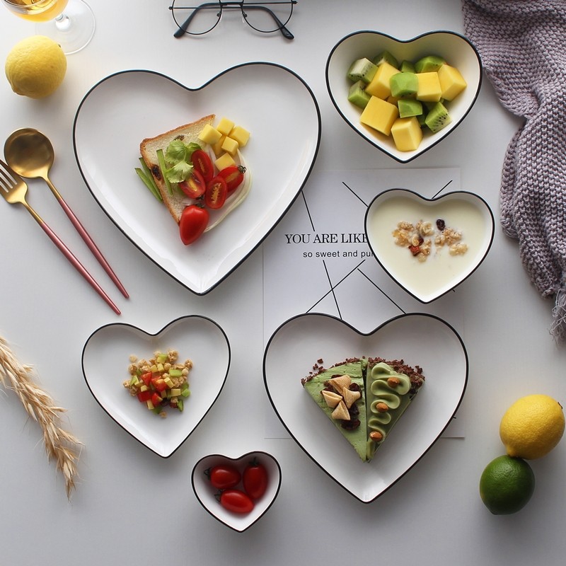 创意爱心形盘子菜盘家用陶瓷碗北欧ins风网红西餐具牛排餐盘碟子