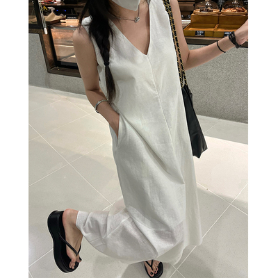 白色亚麻连衣裙气质裙子女夏特殊对丝工艺棉麻V领无袖长裙背心裙