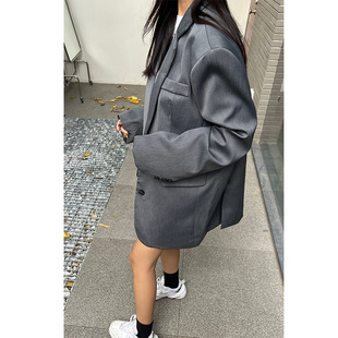 韩版 外套女休闲长袖 宽松西服 可以焊在身上灰色大阔肩西装 2026春季