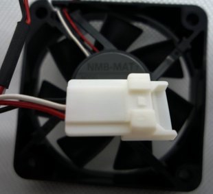 日立42PD9500TC/42PD9580/9570T风扇 42PD9570TC 风扇