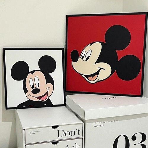 装饰画卧室床头摆台画动漫