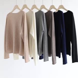 秋冬极简暖糯宽松蝙蝠袖羊毛衫女轻盈保暖一字领羊绒混纺羊毛上衣