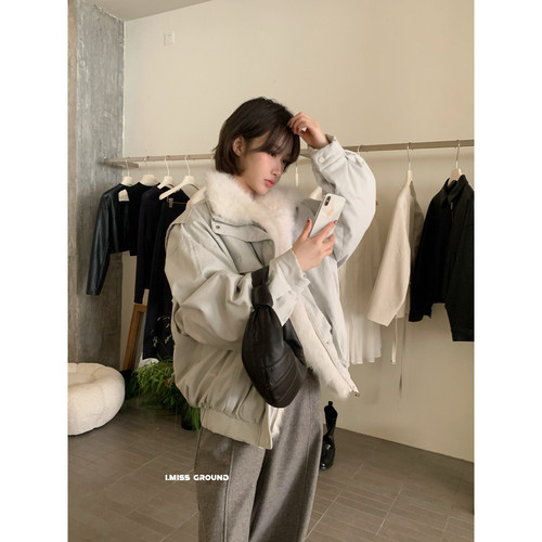 韩标毛毛领加厚羽绒服含50白鸭绒