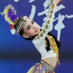 新疆舞服演出服手鼓舞56个民族少数民族维族维吾尔族舞蹈裤子新款