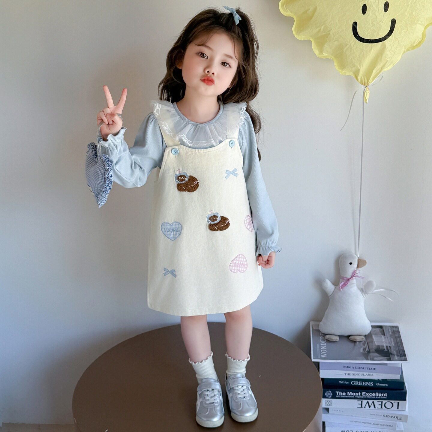 女小童背心连衣裙春秋款2025新款宝宝韩版长袖小女孩背带裙