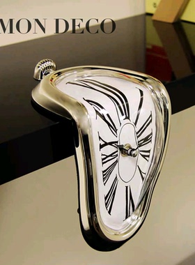 现代简约创意流淌时钟挂钟摆件客厅书架样板间售楼处装饰品摆设