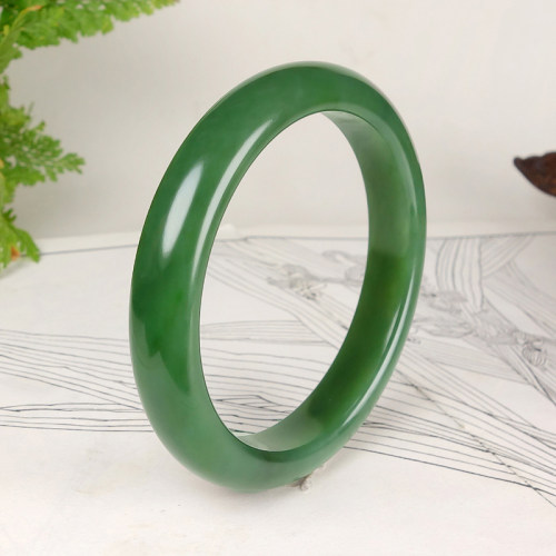 正品和田玉细腻出油老料碧玉手镯玉镯子 内径60.5mm 重56.99克