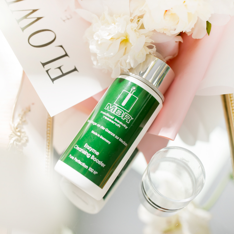 甜元家MBR渗洁面粉去油收毛孔