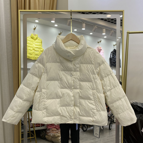 立领时尚小个子轻薄羽绒服女