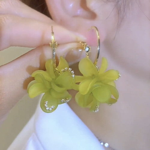 耳饰女绿色甜美花瓣耳圈