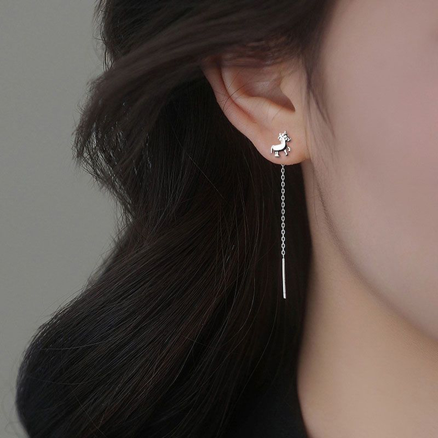 s925银针小马耳线女耳饰