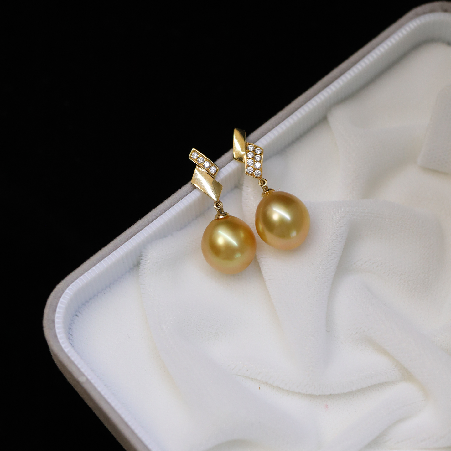 南洋浓金水滴天然海水珍珠耳钉