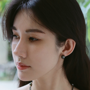 耳钉 百搭款 天然海水南洋大溪地孔雀绿炫紫光黑珍珠18k 金简约时尚