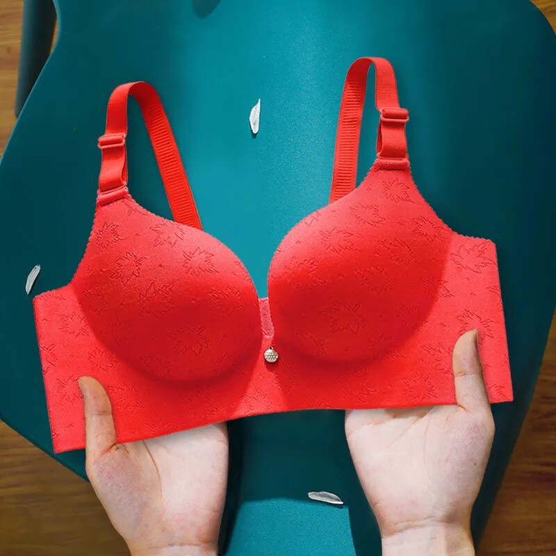本命年内衣女小胸聚拢无痕乳胶红色胸罩一片式红色文胸套装秋冬款