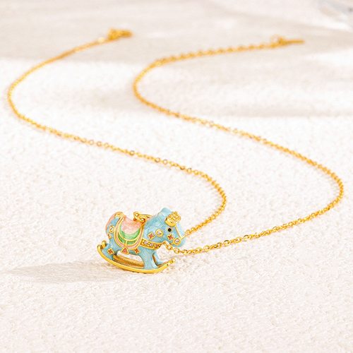 诗嘉熙宝珐琅彩摇摇欢乐小木马吊坠项链女S925纯银镀金锁骨链礼物