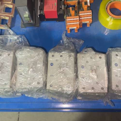 AB罗克韦尔100-C72*00接触器，功能完好，一台330