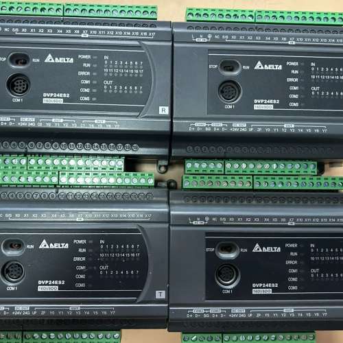 台达PLC DVP24ES200T，实物拍摄，成色漂亮，功能