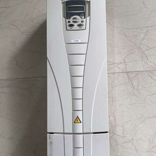 ABB变频器ACS550-01-031A-4+c135 15