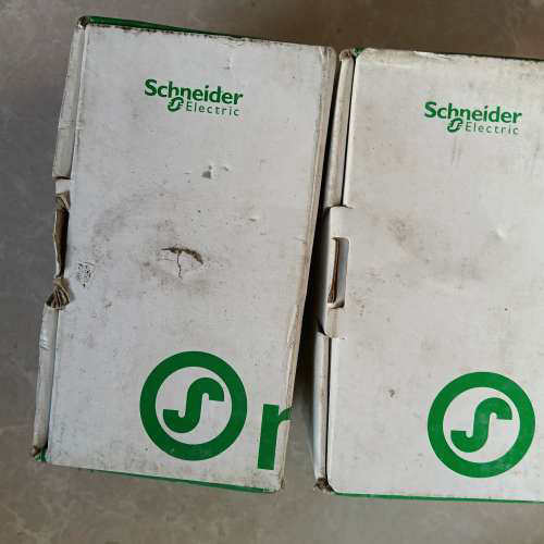 塑壳断路器，型号NSC100S3100N，库存的样