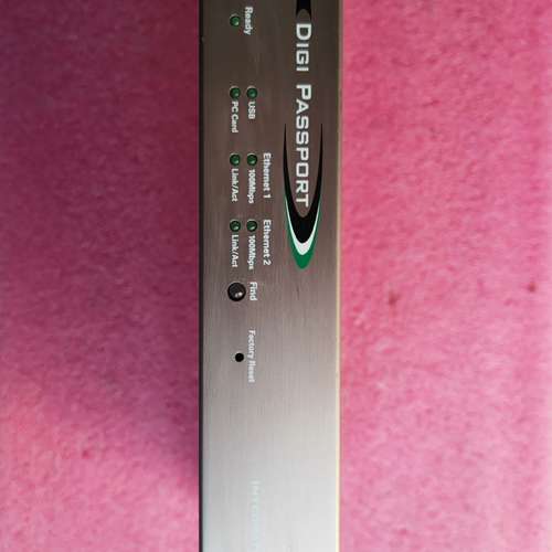 DIGI   Passport8 控制台服务器   8口终端