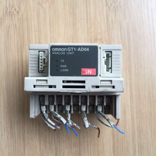 GT1-AD04 欧姆龙 模拟量输出模块 实物拍摄 现货 议