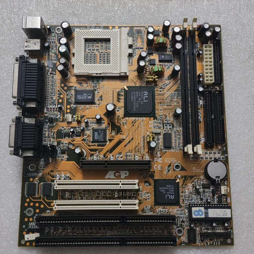 CT-5RSA2 Socket 7  ALi M1541/M