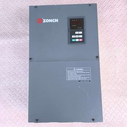 众辰变频器Z2400-55GY 55KW 380v 成色如图