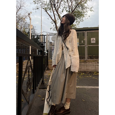 JMWOMEN 白色蕾丝镂空微透防晒衬衫女夏薄款宽松纯棉长袖外套上衣