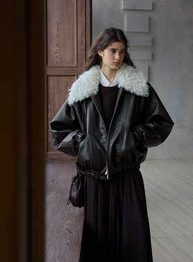 Monday JA 新品9.2折 黑色羊毛领夹棉皮衣外套秋冬气质宽松皮夹克