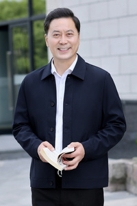 主推款！2805/P75中老年外套夹克男老人翻领钮扣宽松大码外套夹克图片
