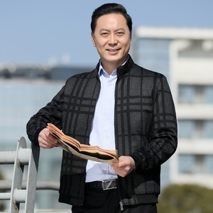 高品质！723/ 2022新款商务款立领夹克爸爸厚版立领中年夹克图片